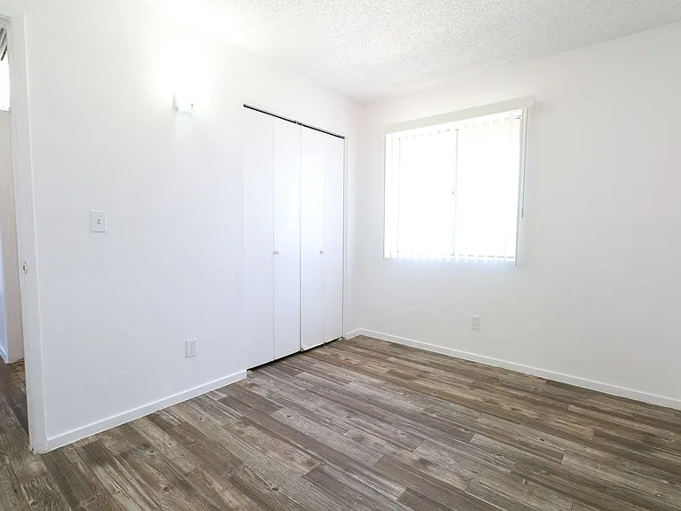 1620 N Beverly Ave #10 — Photo 8