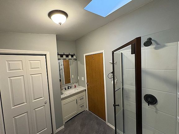 5th image of 4105 E Peachy Rd