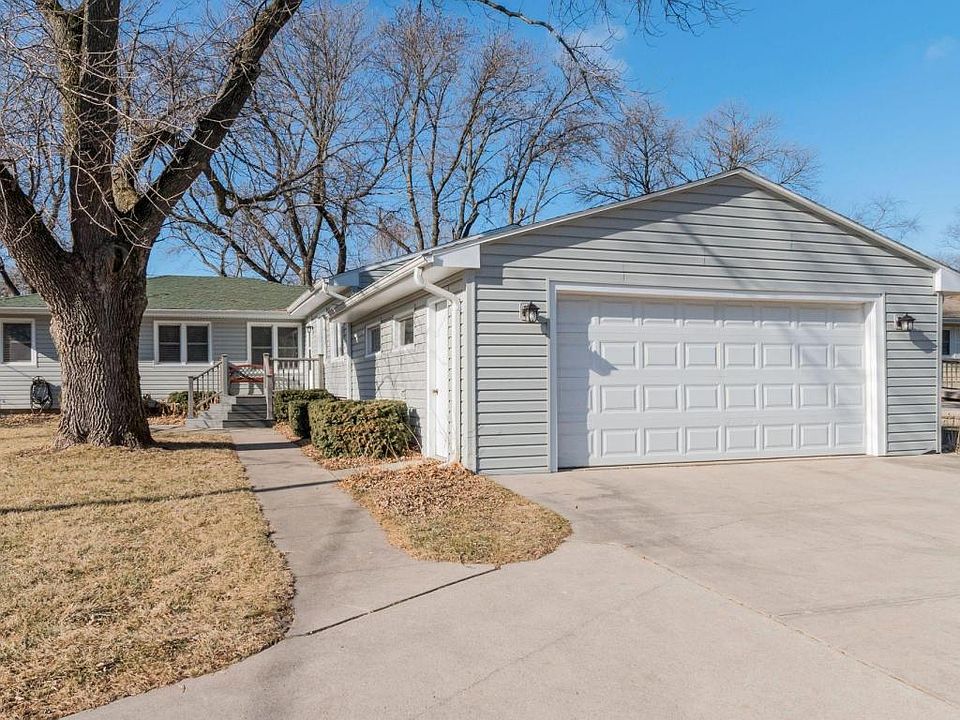 1st image of 3703 Dawes Dr