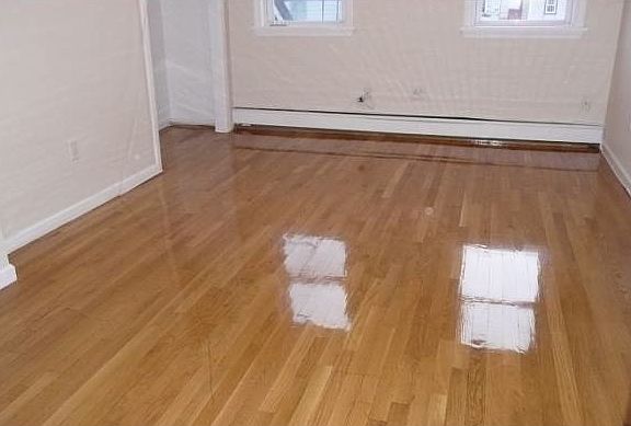 Call Susana 201-960-9835