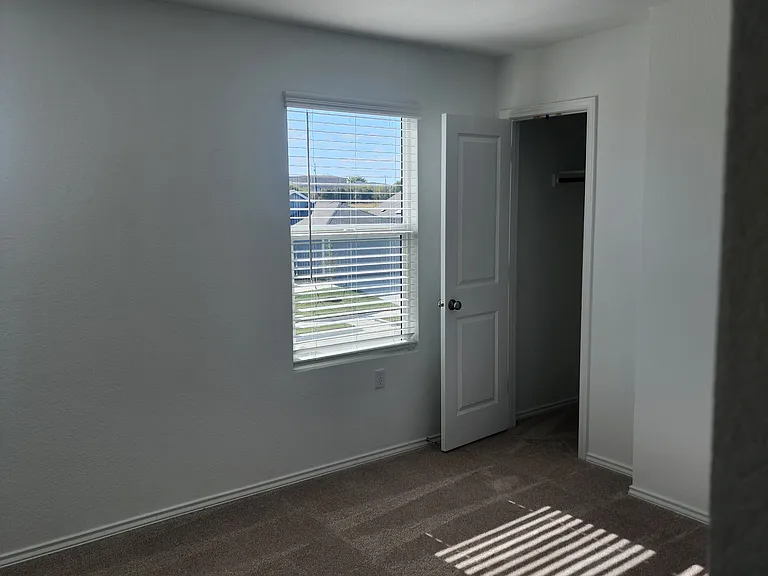 2108 Willkomen Way — Photo 10