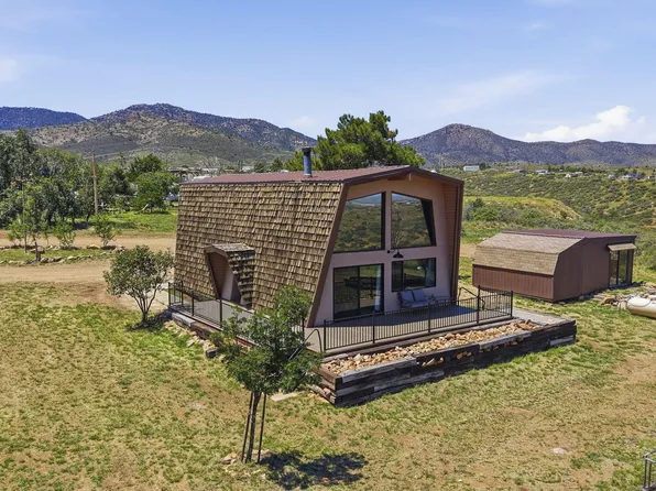 9590 E Newtown Avenue, Dewey, AZ 86327