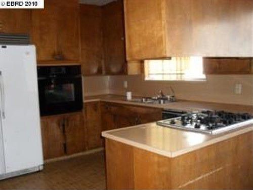 4th image of 2901 Roosevelt Ave