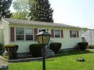 4 Morton St, Danbury, CT 06810