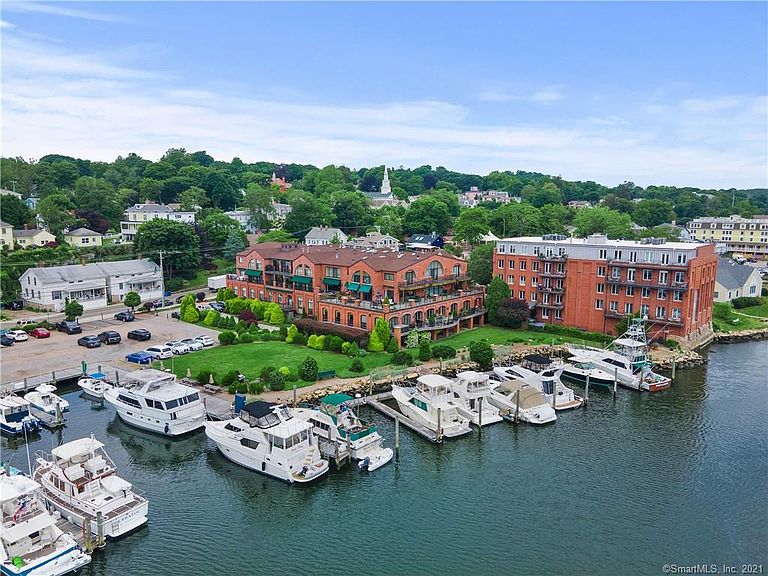 17 Water St Mystic, CT, 06355 Apartments for Rent Zillow