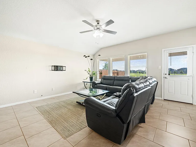 7326 Barrington Ridge Ln — Photo 17