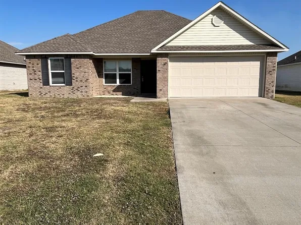 3726 Churchill Dr, Jonesboro, AR 72404