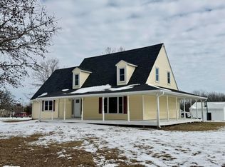 18350 N Highway 124, Centralia, MO 65240