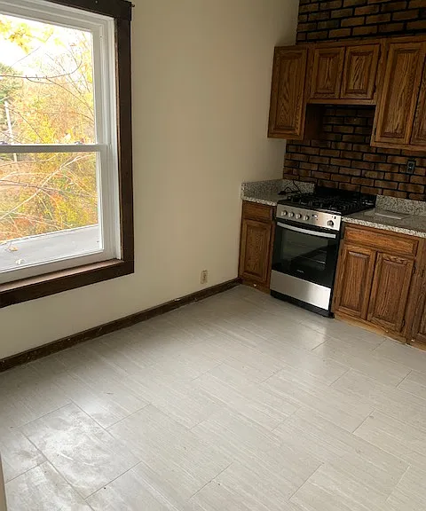 26 Jefferson St #3 — Photo 3