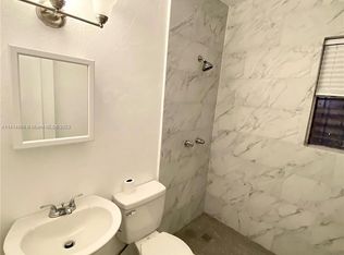 2155 SW 5th St #2155, Miami, FL 33135