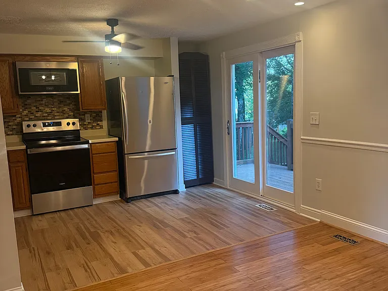 dinning room / kitchen
