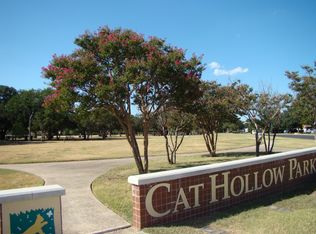 8106 Hawick Dr, Round Rock, TX 78681