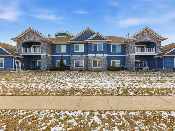 470 Penn Ct APT 6, North Liberty, IA 52317