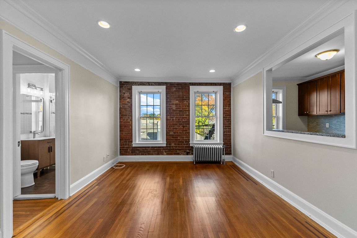 next background image