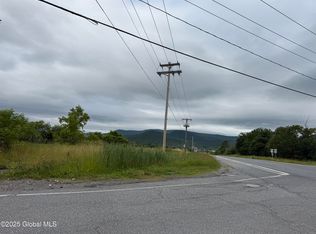 L1 Park Avenue, Ticonderoga, NY 12883