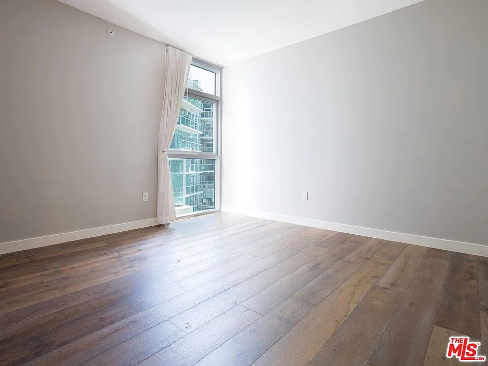 1 bed, 1.0 bath, 834 sqft, $4,600 — Photo 4