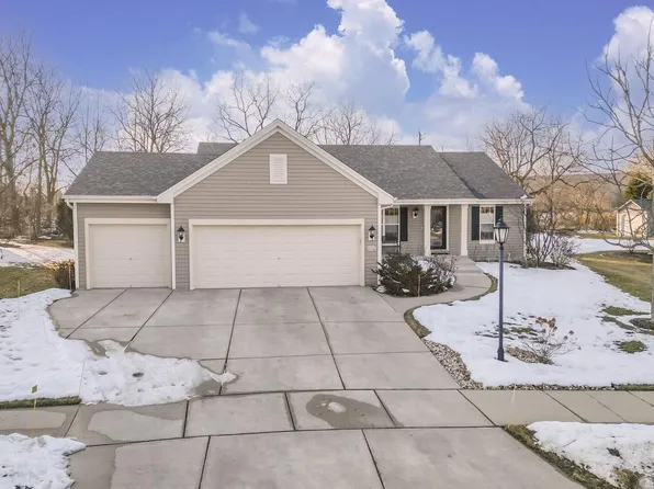 W207N17393 Parkview DRIVE, Jackson, WI 53037