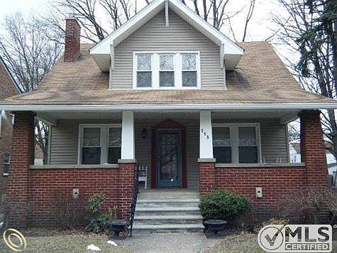 908 Longfellow.JPG