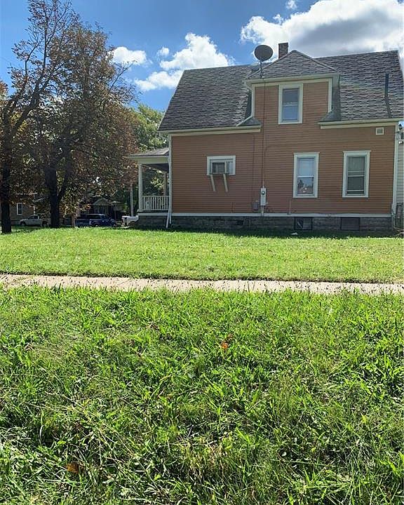 1st image of 2831 Mulberry St