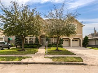 3301 Durhill St, Houston, TX 77025