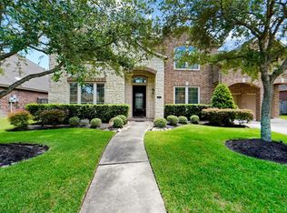 2705 Greenblade Ct, Pearland, TX 77584