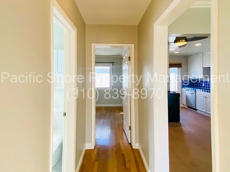Nebraska Apartments — Photo 11