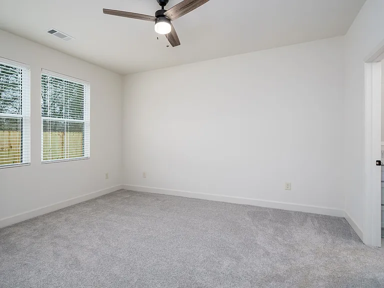 801 Stonebrook Ln — Photo 116