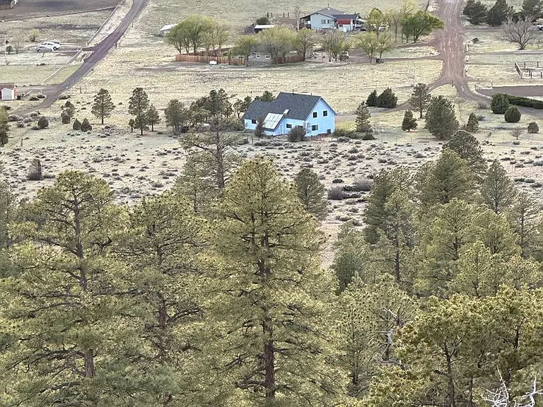 9210 Starfield Rd — Photo 2