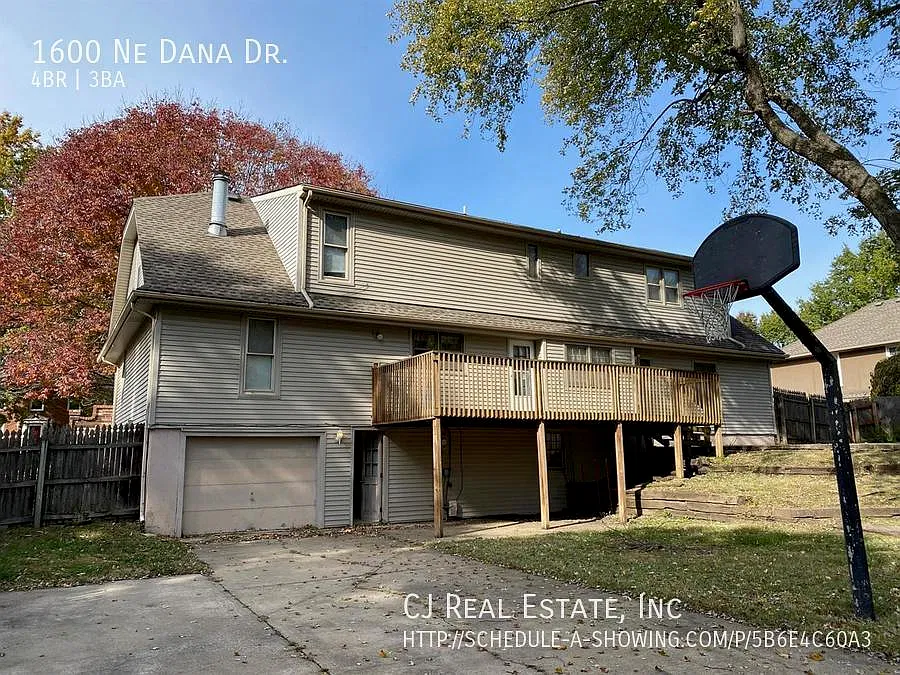 4 bed, 4429 sqft, $2,100 — Photo 2