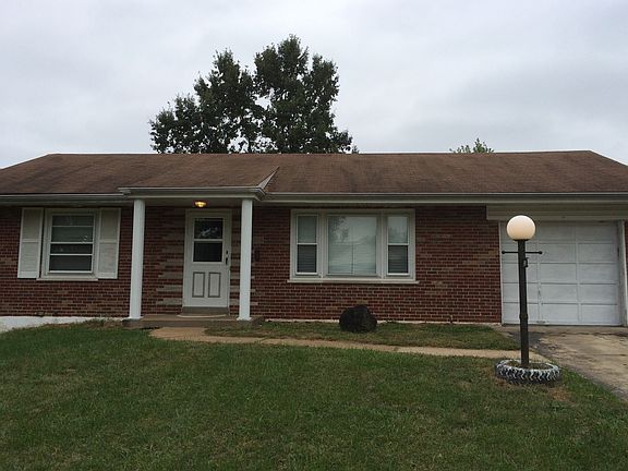 2nd image of 308 Yarmouth Ln