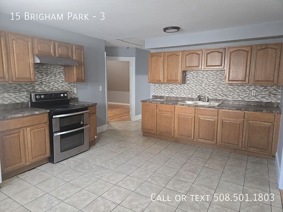 1st image of 15 Brigham Park #3