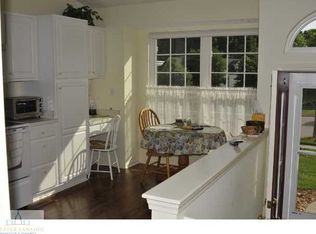 36 Harrogate Dr, Mason, MI 48854