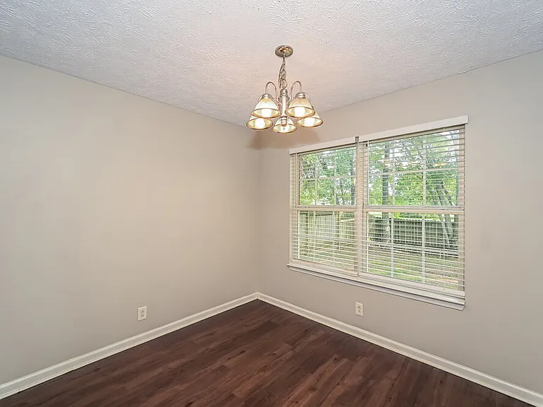 2911 Boyle Ct — Photo 5