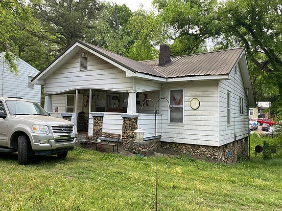 2nd image of 1313 9th Ave