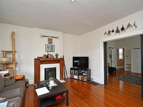3rd image of 4234 Florida Ave #2