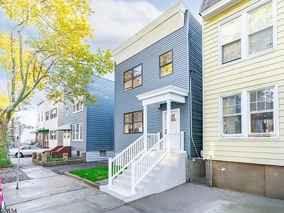 3rd image of 111 Clarke Ave #1