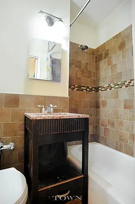 Rented by Town Residential | media 15