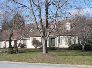 519 Greenhowe Dr, Lititz, PA 17543