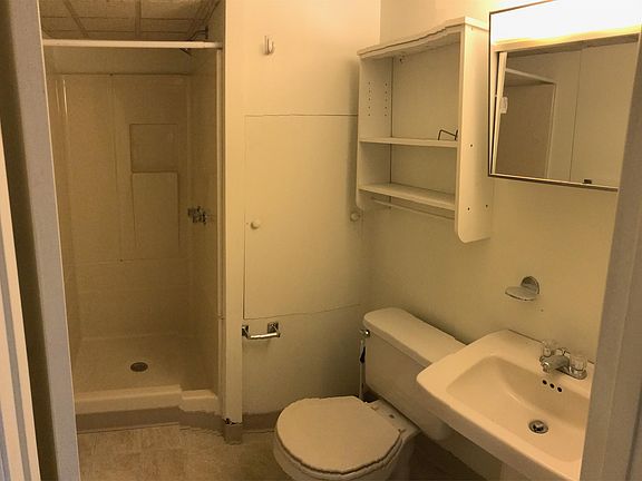 4th image of 518 Allegheny St #9