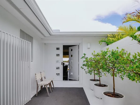 440 64th Ave, Saint Pete Beach, FL 33706