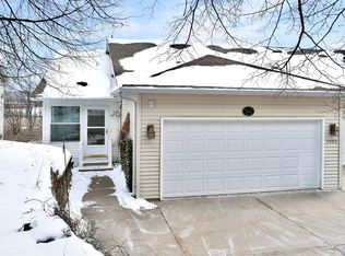 1008 W Lake Blvd, Winona, MN 55987