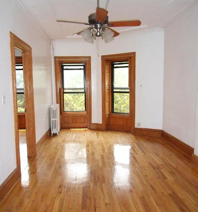 1st image of 123 Lefferts Pl #3FLR