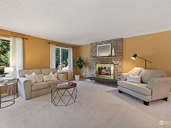 4th image of 4106 56th Street Ct NW