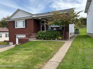 185 N Main St, Plains, PA 18705