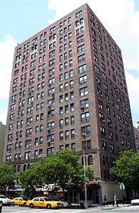 4th image of 200 W 108th St APT 6B