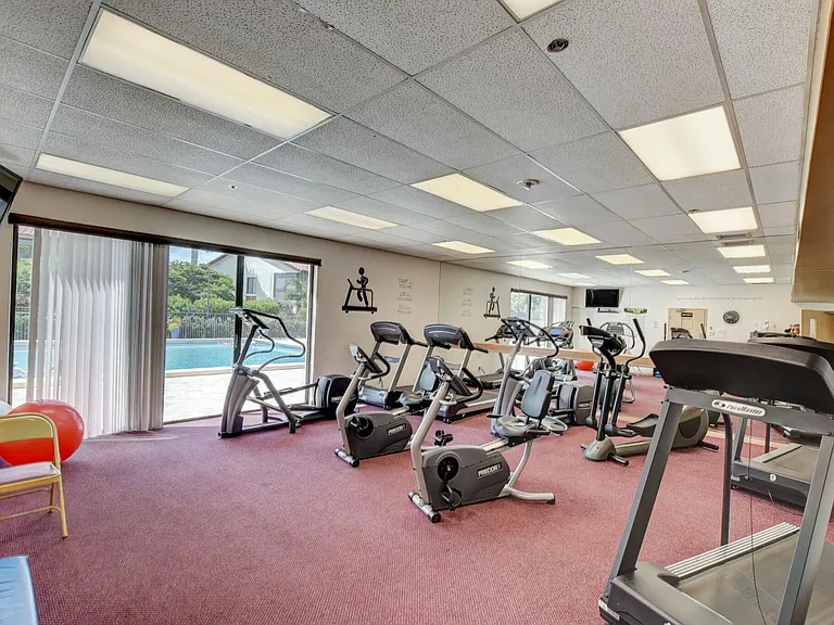 10663 Ocean Palm Way #101 — Photo 67