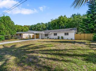 611 Davis Rd, Delray Beach, FL 33445