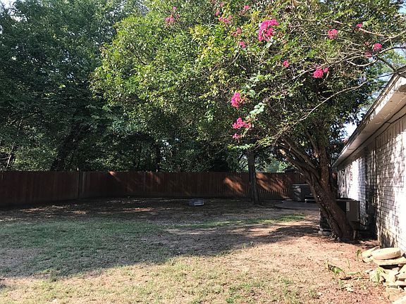 5th image of 44 Turtle Creek Dr