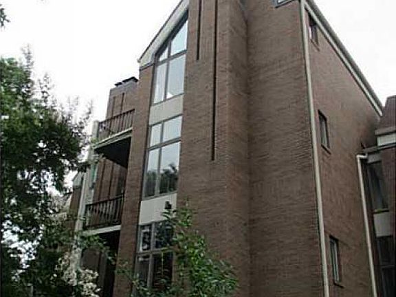 2nd image of 696 Mowbray Arch APT 560