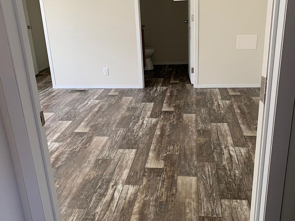 1st image of 6 Eagle Vista Ln
